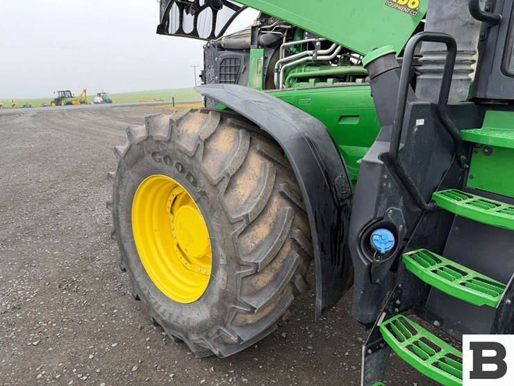 2021-john-deere-7r-350-image-32
