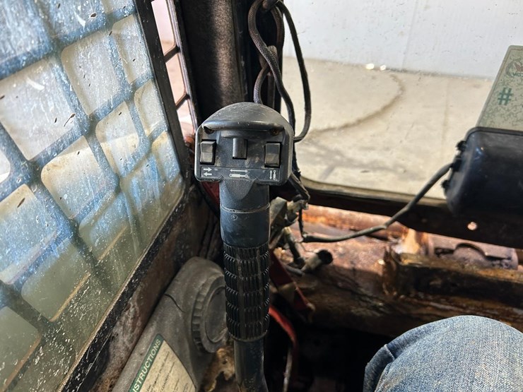 bobcat-s130-image-25