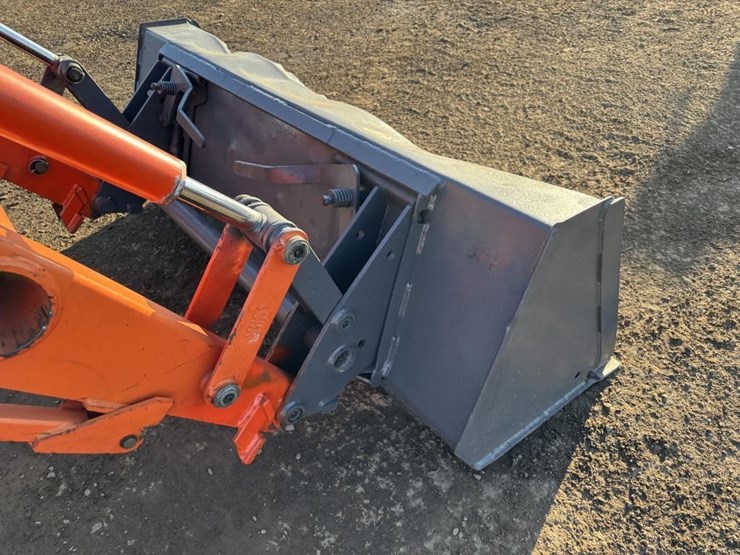 2011-kubota-mx4700-image-11