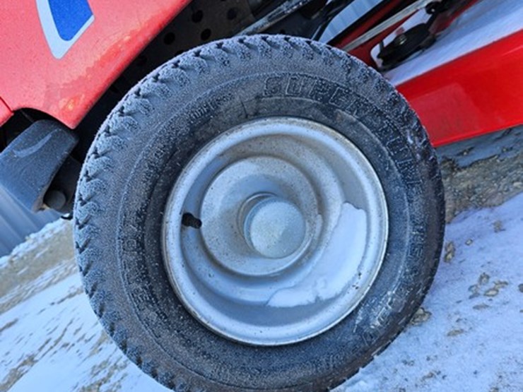 #144-•-simplicity-conquest-lawn-tractor-image-27