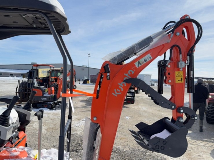 new-unused-aboss-model-gh25-mini-excavator,-kubota-d722,-3-cylinder-diesel,-hyd.-thumb,-sn#4554605-image-9