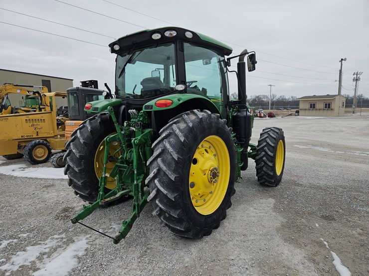 2017-john-deere-6155r-image-16
