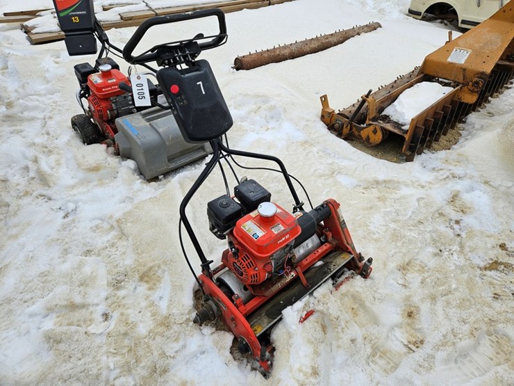 #105-•-jacobsen-walk-behind-greens-mower-image-7