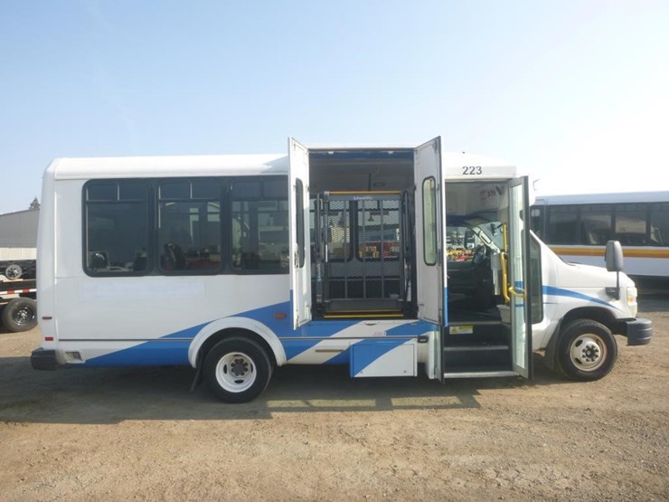 2014-ford-e450-image-6