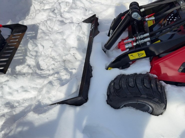 unused-2025-mms-model-323w-mini-skid-steer-13.5hp-gas-engine,-aux.-hyd,-gp-bucket,-sn#-323wj251120-image-10