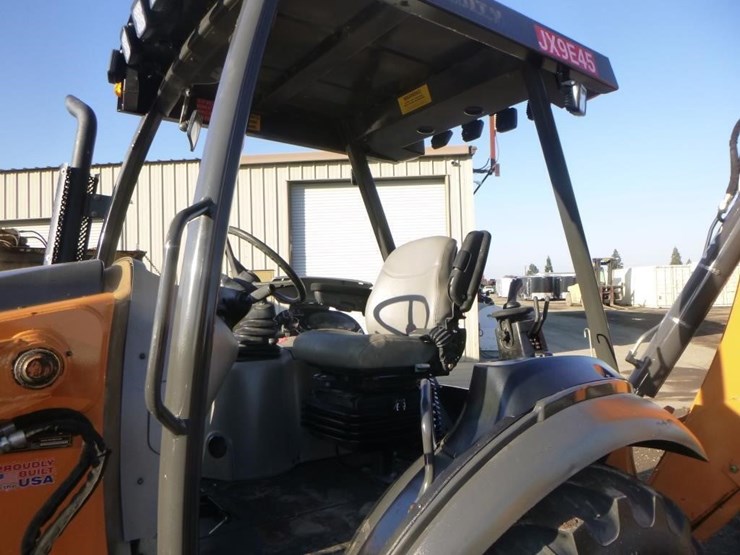 2018-case-580sn-image-30