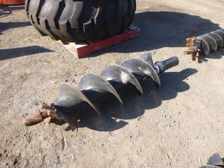 caterpillar-12-image-1