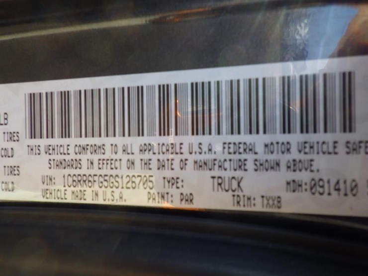 2016-dodge-1500-image-17