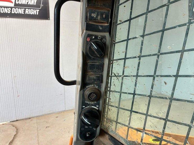 2021-case-tr270b-image-23