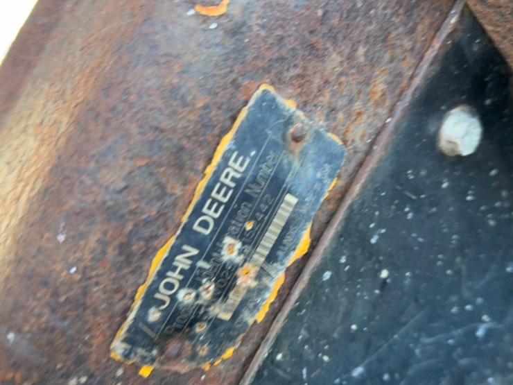 john-deere-250-image-15