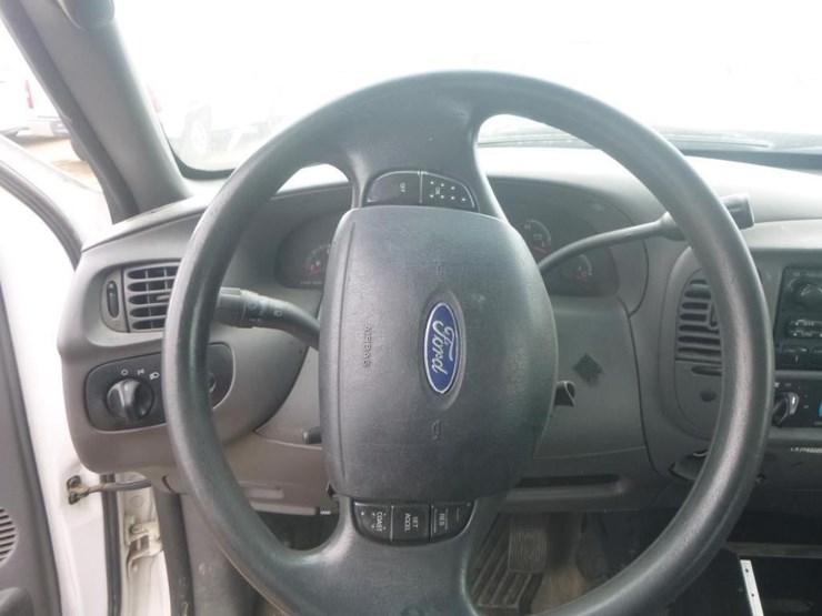 2003-ford-f150-image-16