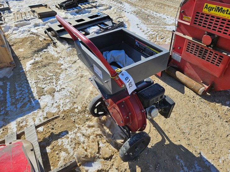 #192-•-earth-quake-wood-chipper-image-5