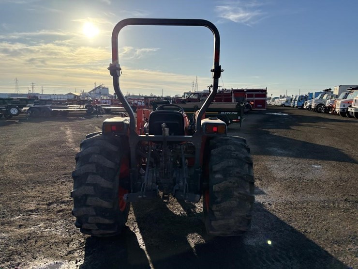 2011-kubota-mx4700-image-8