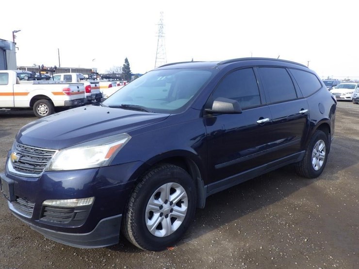 2015-chevrolet-traverse-image-1
