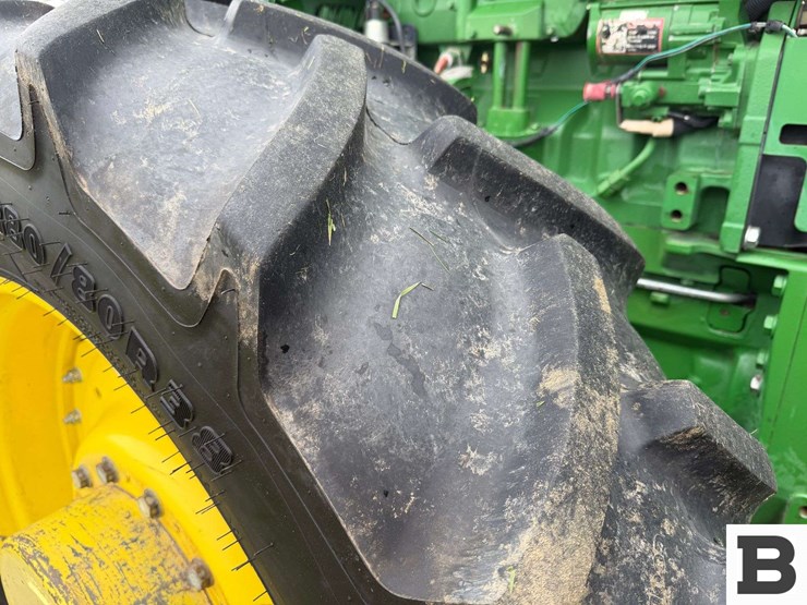 2002-john-deere-8420-image-47