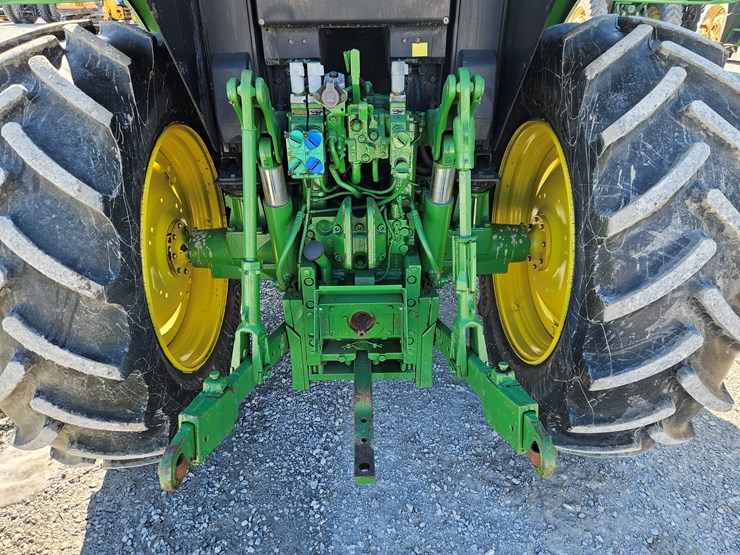 2019-john-deere-6120m-image-14