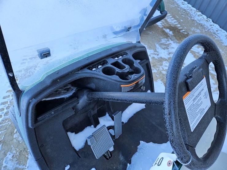 #170-•-yamaha-gas-golf-cart-image-16