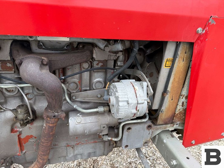 1981-massey-ferguson-275-image-28
