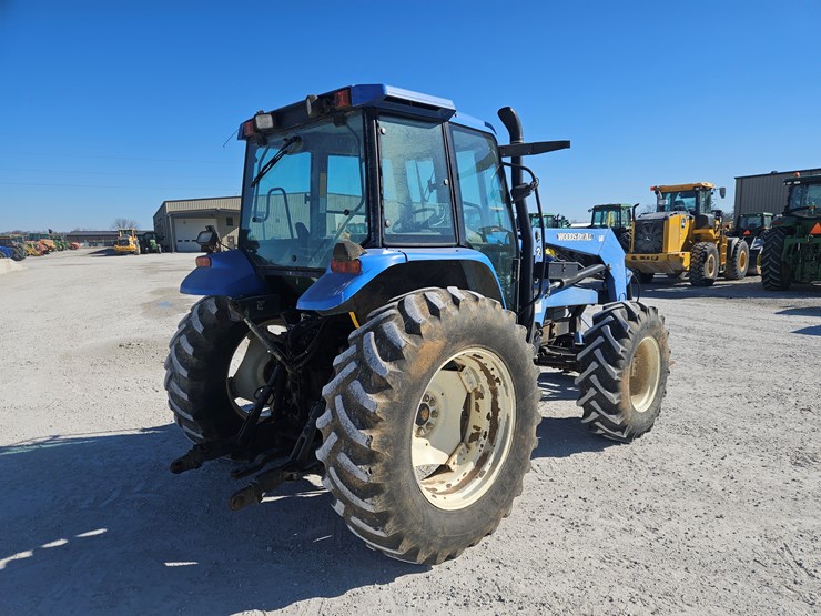 new-holland-ts110-image-8