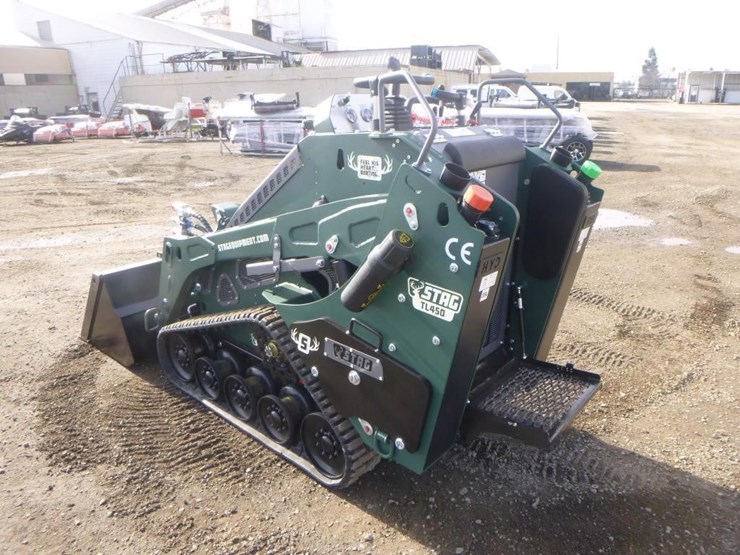 2026-kubota-d1703-image-4