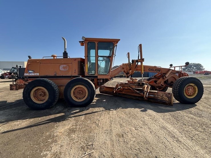 1996-komatsu-870-b-motor-grader-image-8