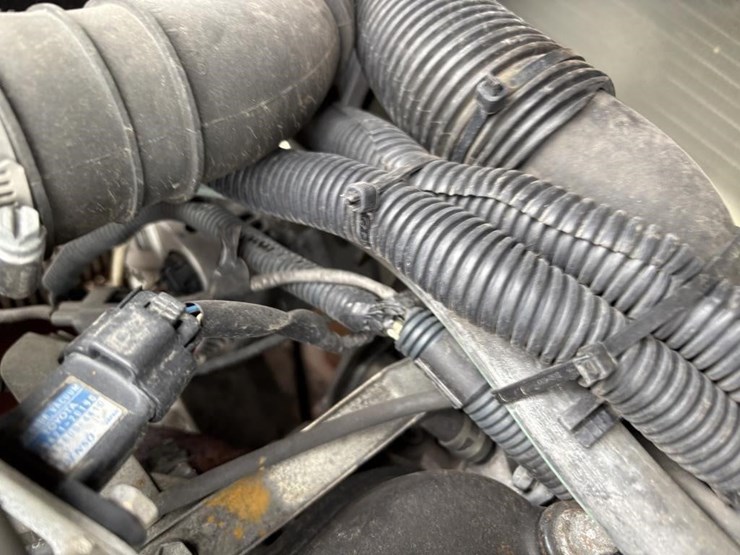 2004-toyota-7fgcu20-image-33