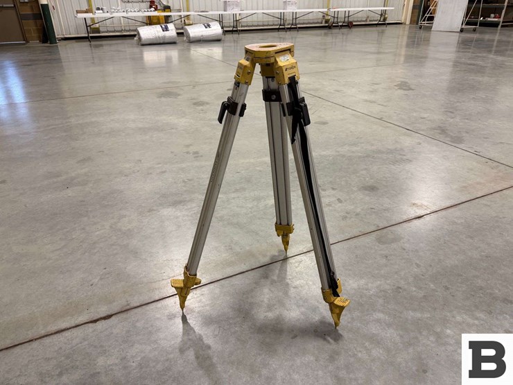 topcon-surveyor/gps-tripod---eltopia,-wa-image-2