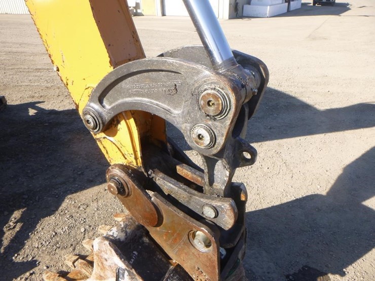 2018-case-580sn-image-27