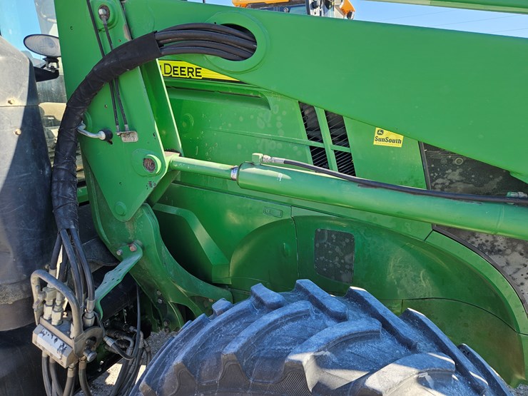 2014-john-deere-7210r-image-8