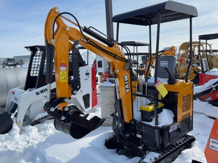 new-unused-2025-miva-15-mini-excavator,-13.5hp-gas-engine,-pilot-controls,-sn#---1522512110-image-1