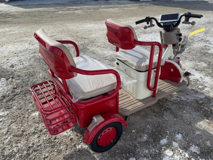 unused-ir-model-irgc40-high-end-golf-cart,-60-volt,-3-speed,-on-board-charger.-image-9