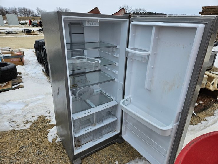 #128-•-whirlpool-stainless-steel-refrigerator-image-5