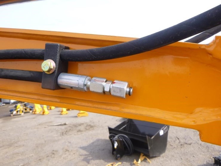 2026-vicsec-vc15-hydraulic-excavator-image-13