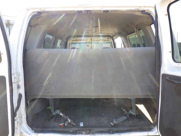 2006-ford-econoline-350-image-8