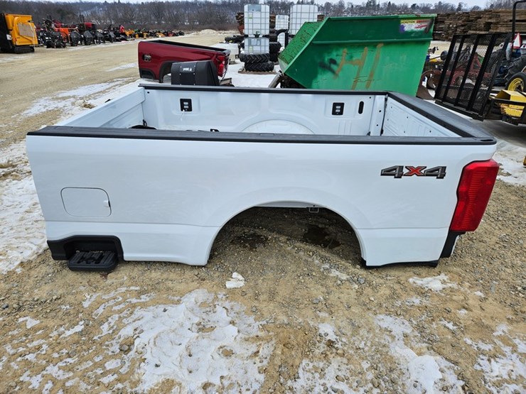 #193-•-2025-ford-8'-super-duty-pickup-box-image-2