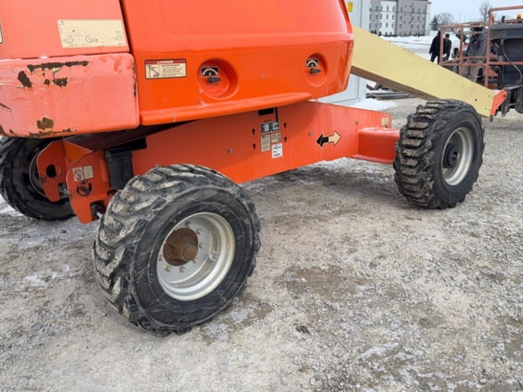 2015-jlg-400s-image-21