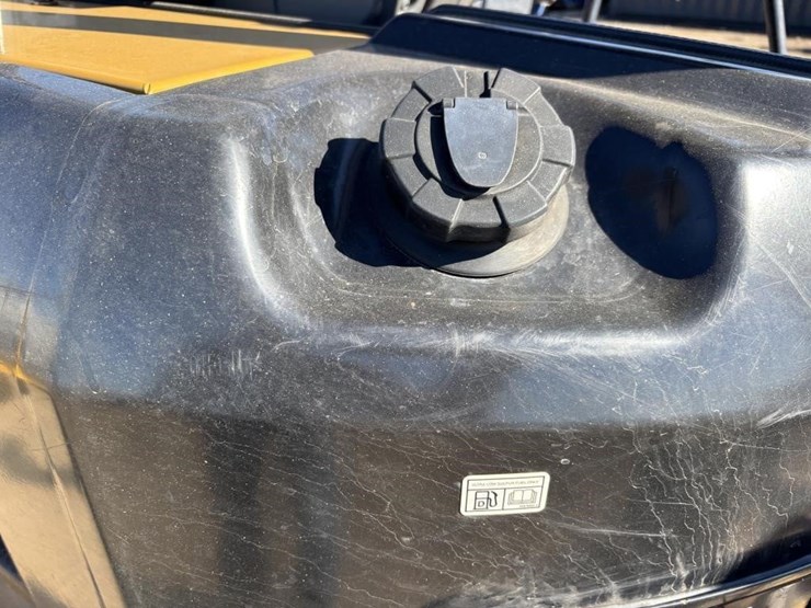 2022-caterpillar-303.5-image-44