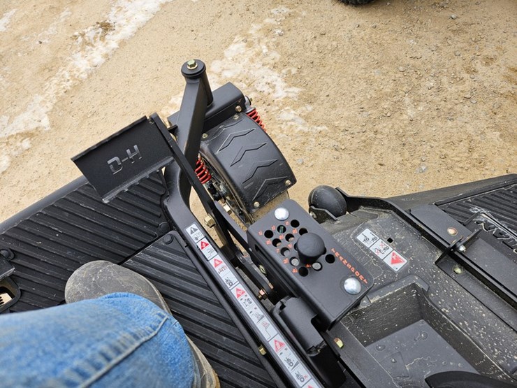 #164-•-spartan-kgz-xd-zero-turn-mower-image-21