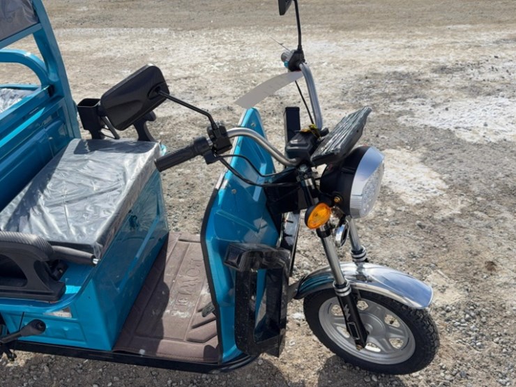 unused-ir-model-iret13-electric-vehicle-with-dump-bed,-60-volt-20a-batteries,-image-12