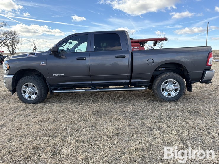 2022-dodge-2500-image-8