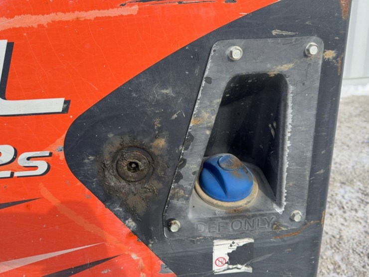 kubota-large-skid-steer-model-3vl95-25,-2464-hrs.,-works,-forks+bucket-image-29