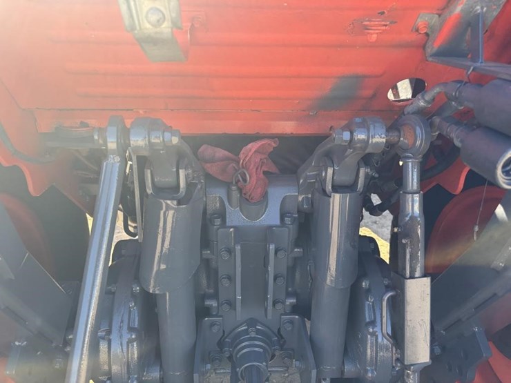 kubota-l4760d-image-11