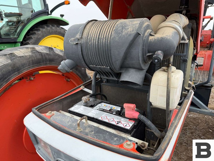 kubota-m9000-image-38