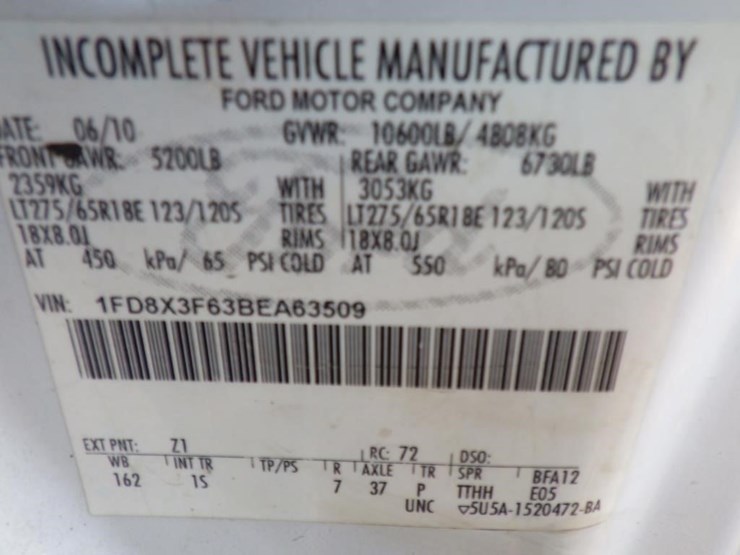 2011-ford-f350-image-17