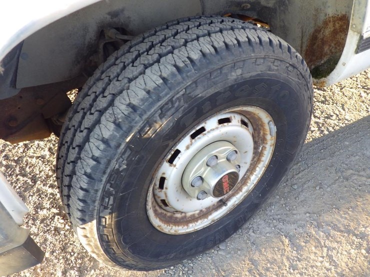 1999-gmc-1500-image-11