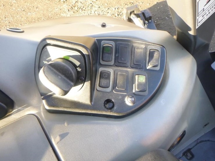 2018-case-580sn-image-39