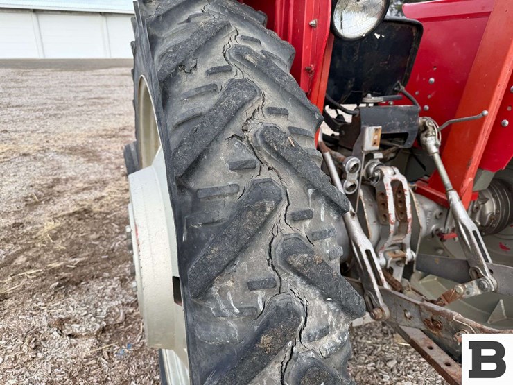 1981-massey-ferguson-275-image-20