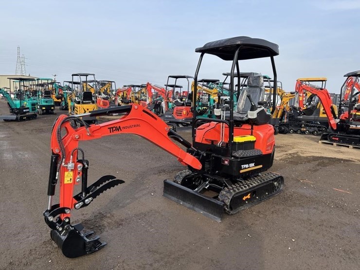 2025-tpm-18k-hydraulic-excavator-image-1