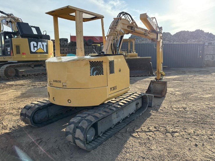 komatsu-pc38uu-1-image-3