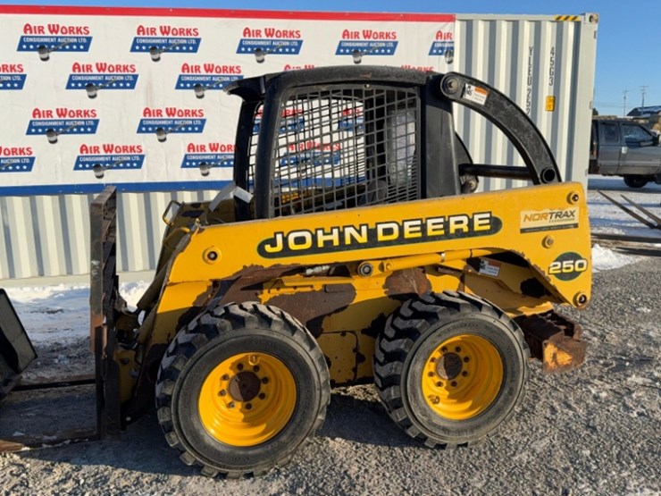 john-deere-250-image-1